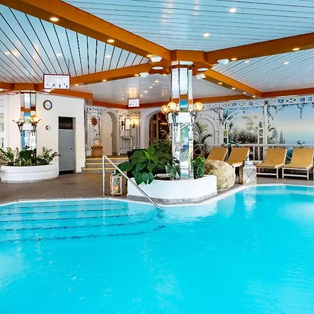 Alpenhotel - Ein Rovell 4*