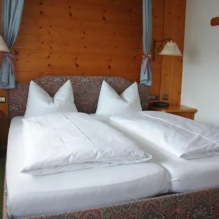 Hotel Alpenhotel - Ein Rovell 4*