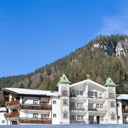 Hotel Alpenhotel - Ein Rovell